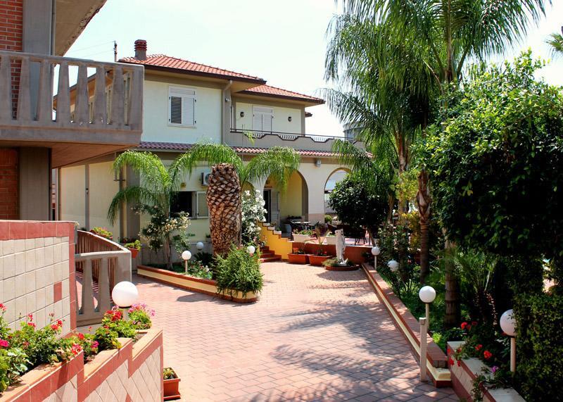Hotel La Villa Misterbianco Exterior photo